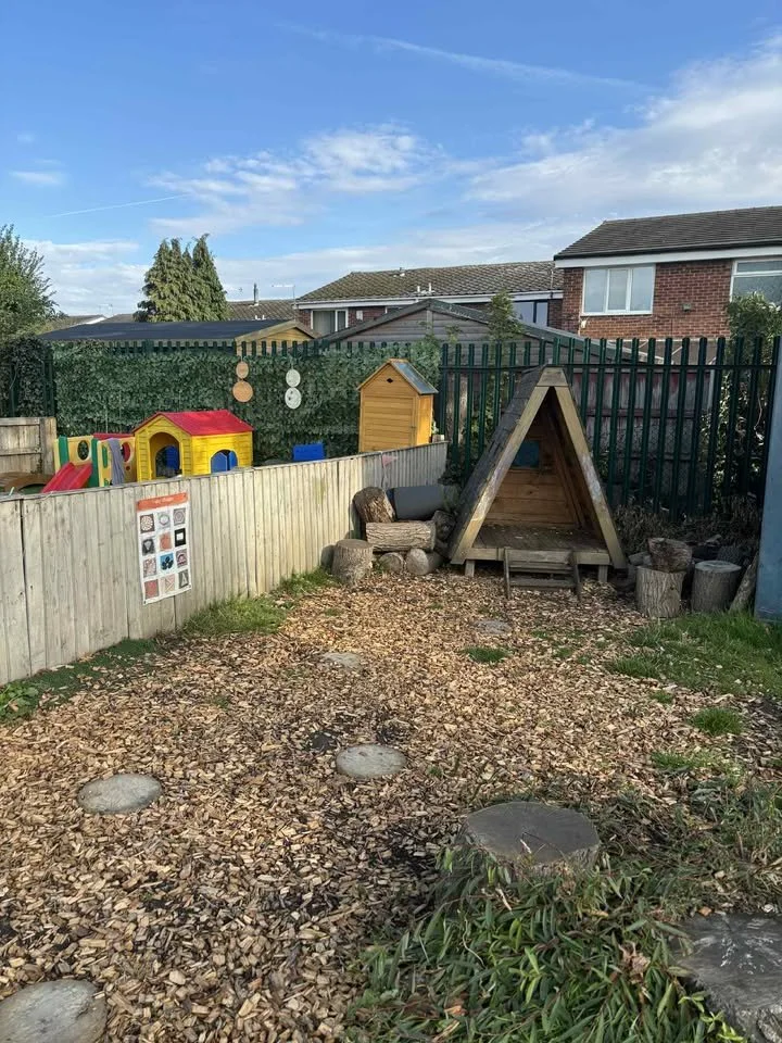 Outdoor gallery image